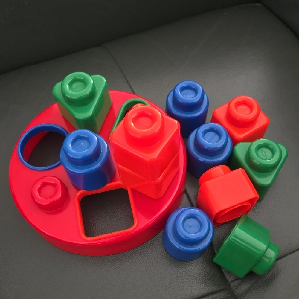 Chicco Shape And Color Sorter - Picture 4 of 8